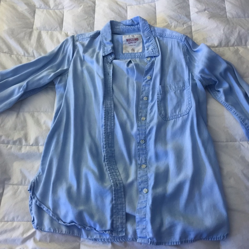 Medium Mossimo Denim Button-Down Shirt